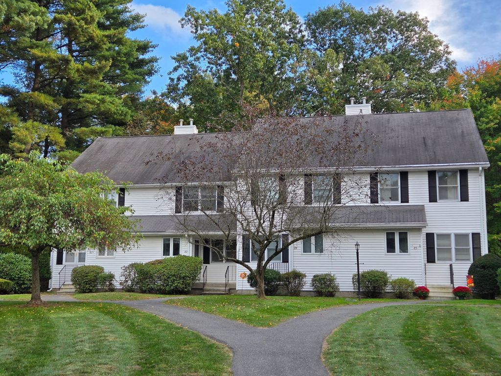 85 Oldefield Farms 85, Enfield, CT 06082