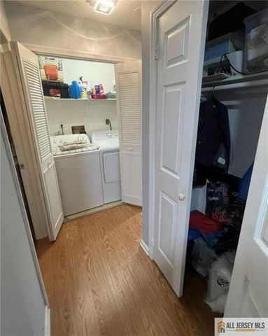 103 Woodbridge Common 103, Iselin, NJ 08830