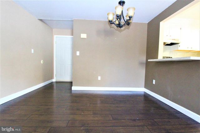 604 RAVENS CREST DR, Plainsboro, NJ 08536