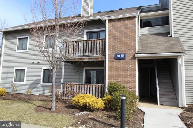 604 RAVENS CREST DR, Plainsboro, NJ 08536
