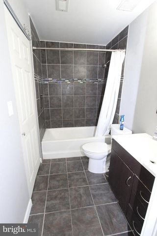 604 RAVENS CREST DR, Plainsboro, NJ 08536