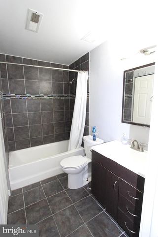 604 RAVENS CREST DR, Plainsboro, NJ 08536