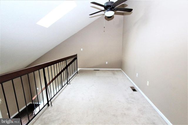 604 RAVENS CREST DR, Plainsboro, NJ 08536