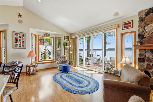 5550 Cozy Point Drive, Newaygo, MI 49337