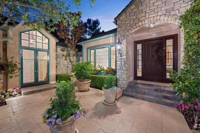 6388 La Jolla Scenic Dr South, La Jolla, CA 92037