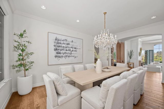 6388 La Jolla Scenic Dr South, La Jolla, CA 92037