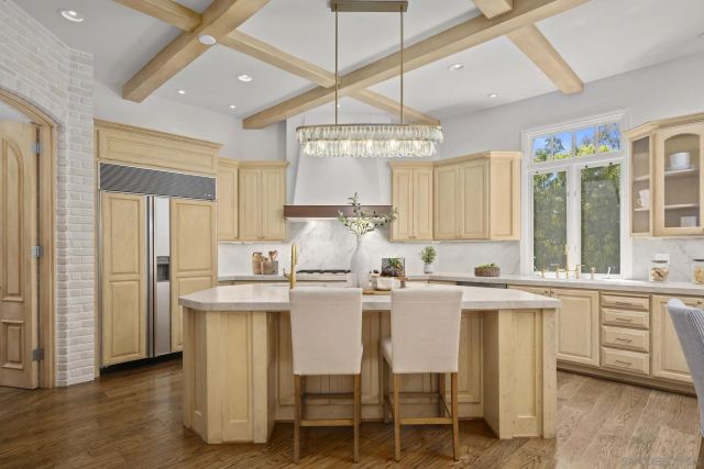 6388 La Jolla Scenic Dr South, La Jolla, CA 92037