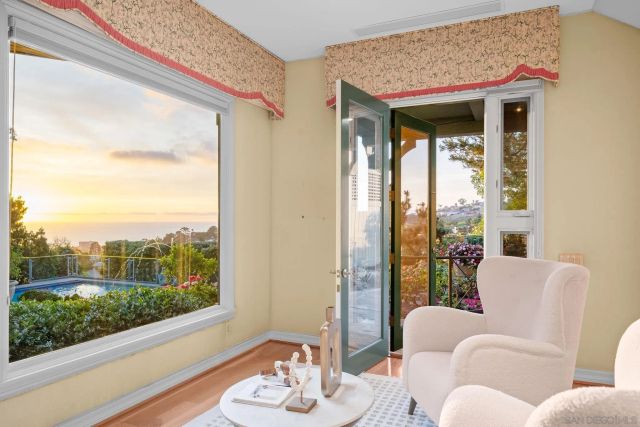 6388 La Jolla Scenic Dr South, La Jolla, CA 92037