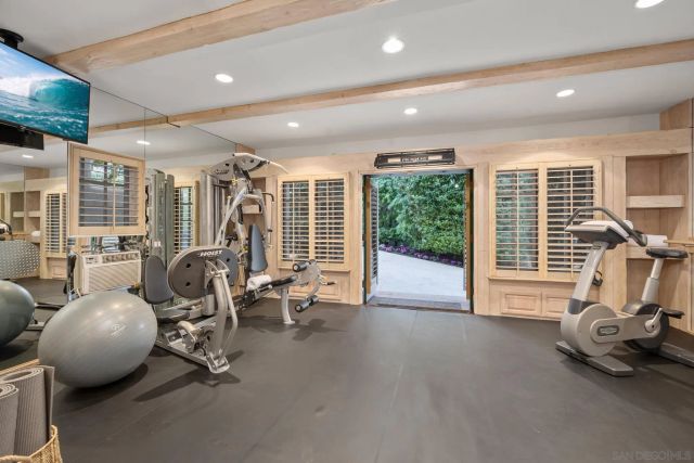 6388 La Jolla Scenic Dr South, La Jolla, CA 92037