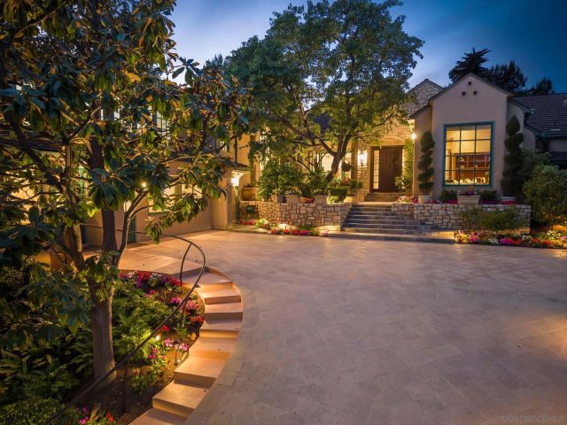 6388 La Jolla Scenic Dr South, La Jolla, CA 92037