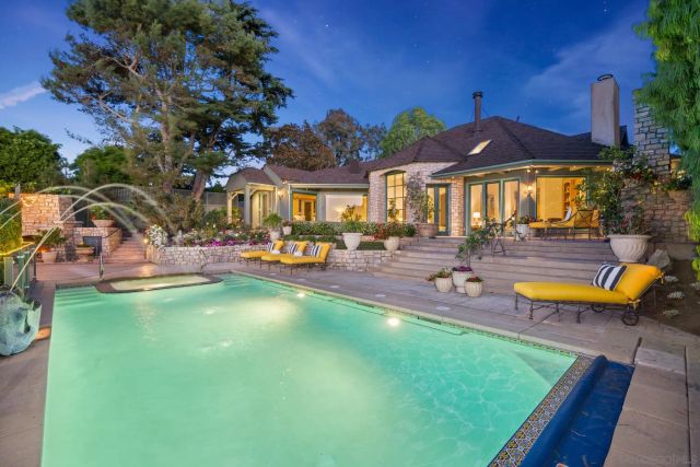 6388 La Jolla Scenic Dr South, La Jolla, CA 92037