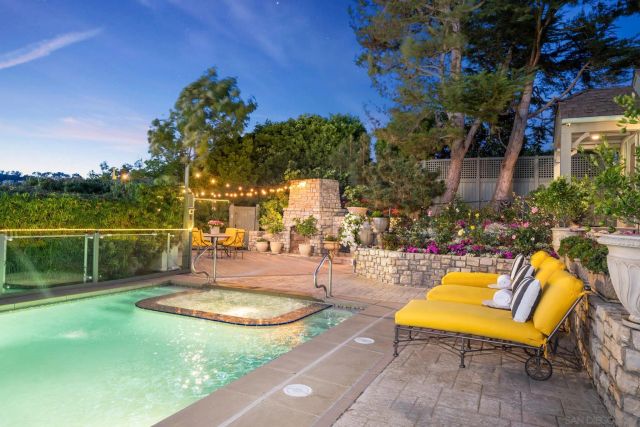 6388 La Jolla Scenic Dr South, La Jolla, CA 92037