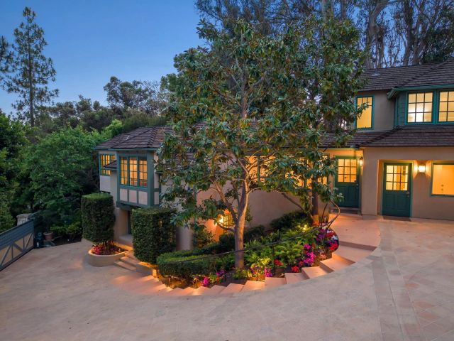 6388 La Jolla Scenic Dr South, La Jolla, CA 92037
