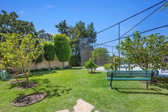 6388 La Jolla Scenic Dr South, La Jolla, CA 92037