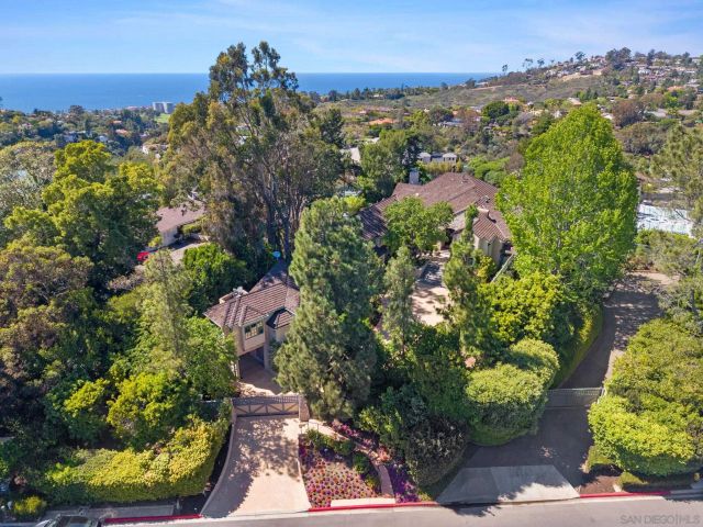 6388 La Jolla Scenic Dr South, La Jolla, CA 92037