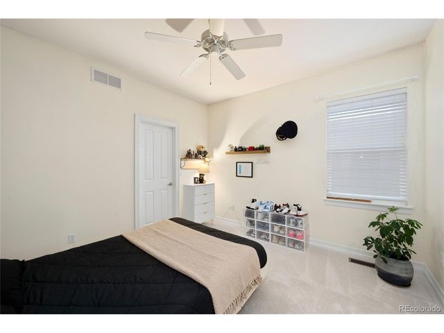 2866 Eagle Cir, Erie, CO 80516