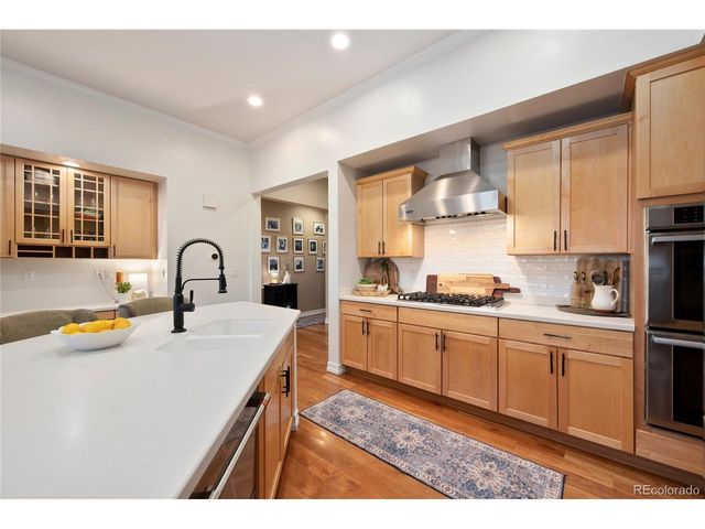 2866 Eagle Cir, Erie, CO 80516