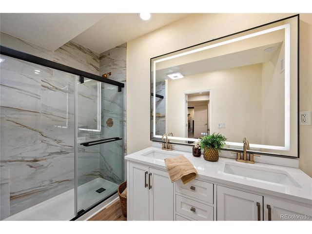 2866 Eagle Cir, Erie, CO 80516