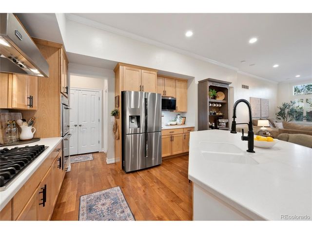 2866 Eagle Cir, Erie, CO 80516