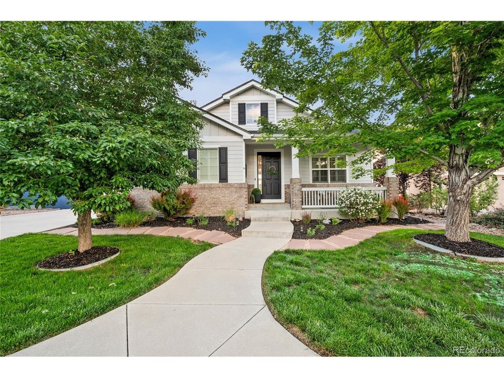 2866 Eagle Cir, Erie, CO 80516
