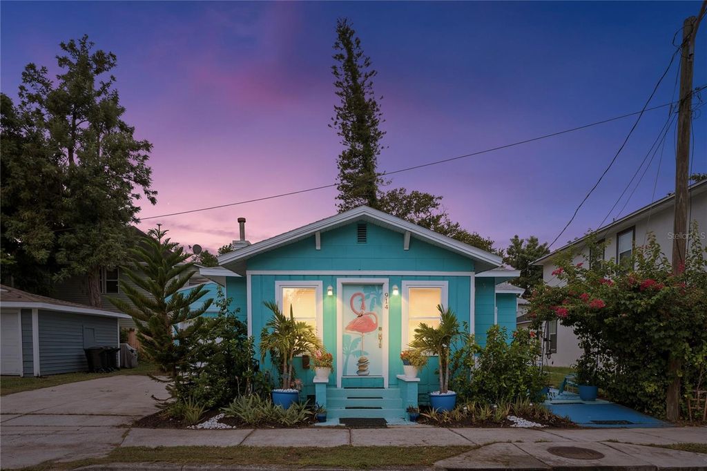 914 N 8TH STREET N, St Petersburg, FL 33701