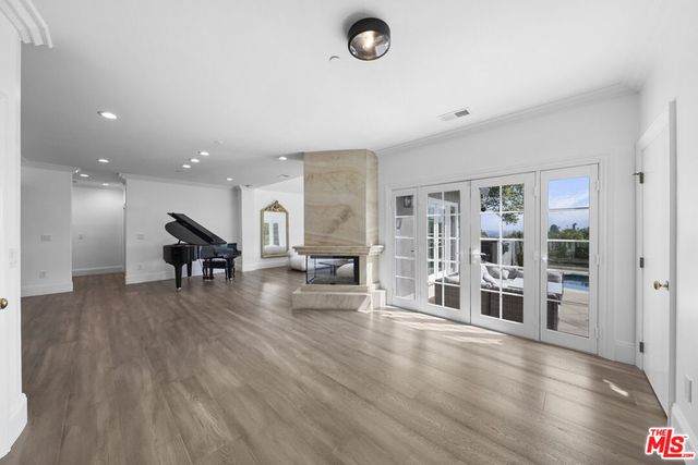 12917 Galewood Street, Studio City, CA 91604