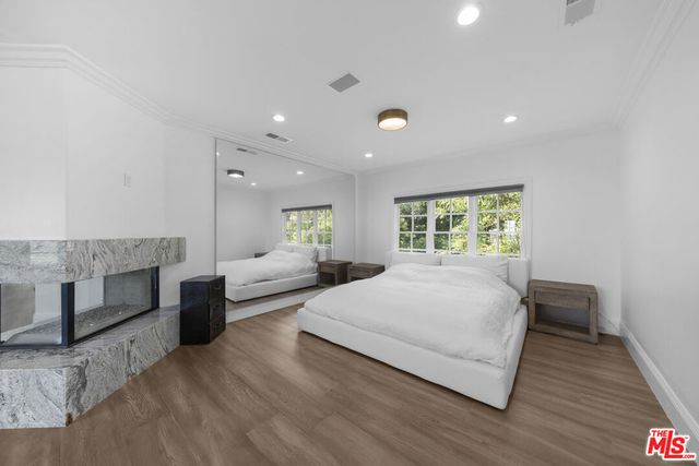 12917 Galewood Street, Studio City, CA 91604