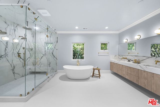 12917 Galewood Street, Studio City, CA 91604