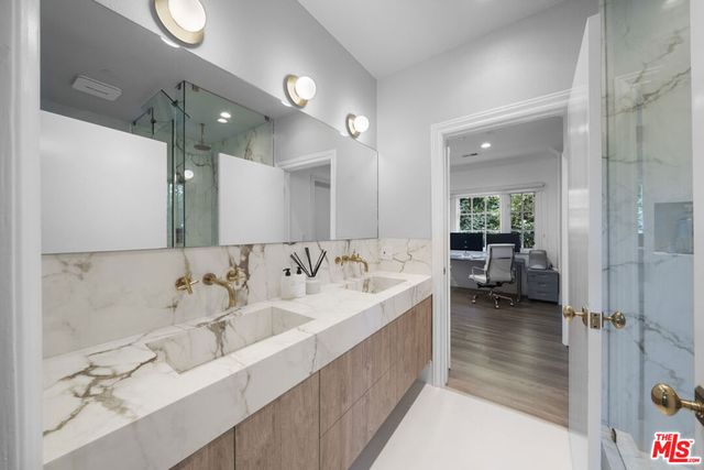 12917 Galewood Street, Studio City, CA 91604