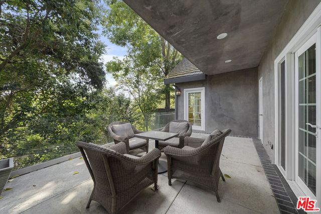 12917 Galewood Street, Studio City, CA 91604