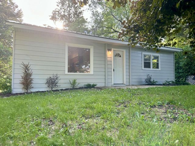 N2483 Crispus Attucks DRIVE, Burlington, WI 53105