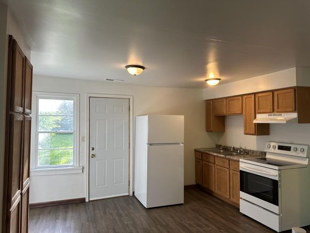 N2483 Crispus Attucks DRIVE, Burlington, WI 53105