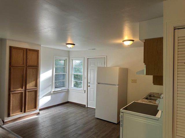 N2483 Crispus Attucks DRIVE, Burlington, WI 53105
