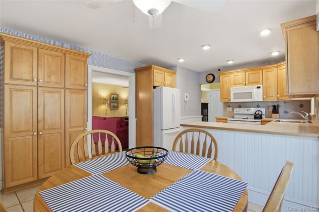 44 Magnolia Street, Westbury, NY 11590
