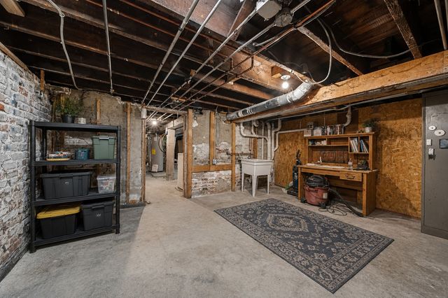 13009 Chicago Street, Blue Island, IL 60406