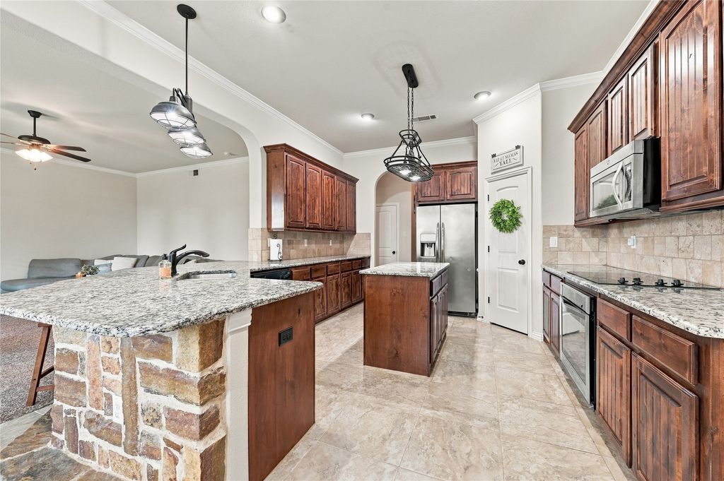 309 Covington Lane, Ovilla, TX 75154 — photo 2