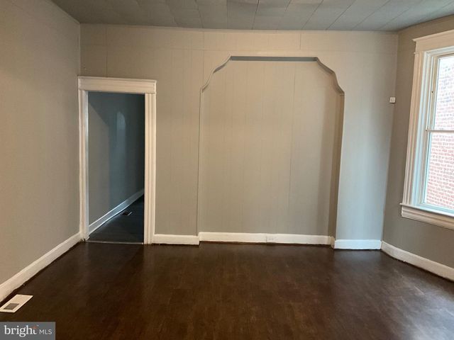 416 N HILTON ST N, Baltimore, MD 21229