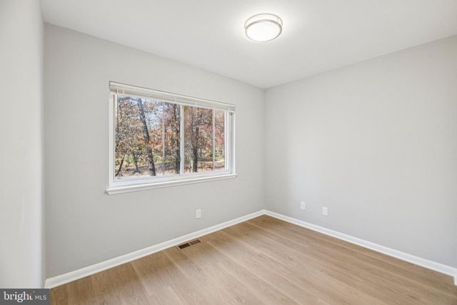 8202 CANNING TER, Greenbelt, MD 20770