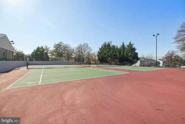 8202 CANNING TER, Greenbelt, MD 20770