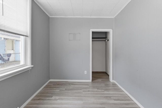 513 SCHOOL AVENUE, Oshkosh, WI 54901