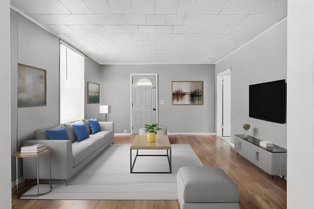 513 SCHOOL AVENUE, Oshkosh, WI 54901