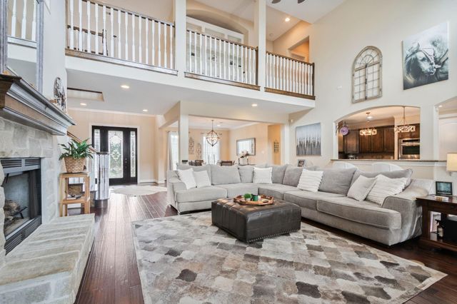 26231 Crown Ranch Boulevard, Montgomery, TX 77316