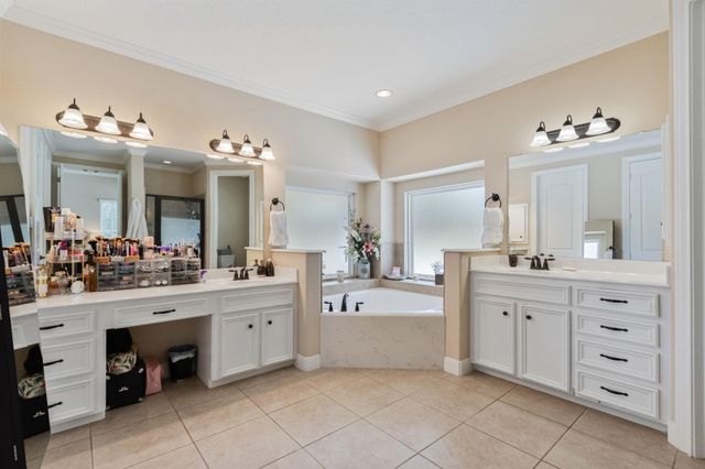 26231 Crown Ranch Boulevard, Montgomery, TX 77316