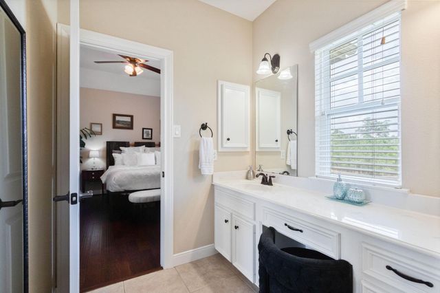 26231 Crown Ranch Boulevard, Montgomery, TX 77316