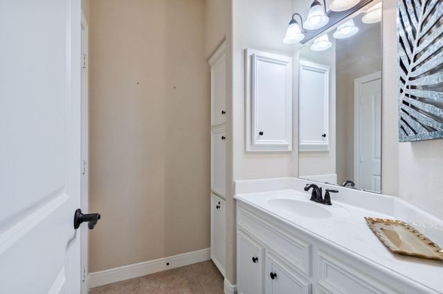 26231 Crown Ranch Boulevard, Montgomery, TX 77316