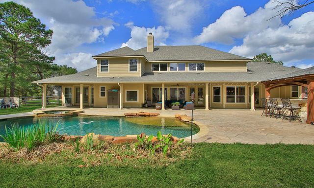 26231 Crown Ranch Boulevard, Montgomery, TX 77316