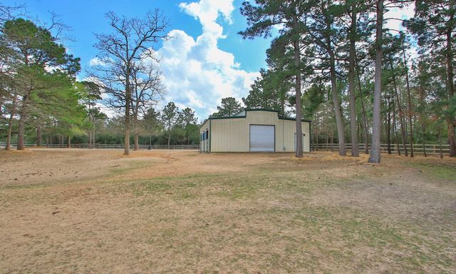 26231 Crown Ranch Boulevard, Montgomery, TX 77316