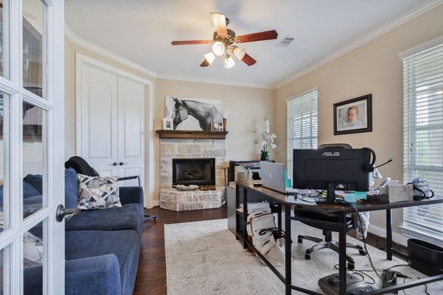 26231 Crown Ranch Boulevard, Montgomery, TX 77316