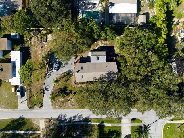 1112 N FLORIDA AVENUE, Tarpon Springs, FL 34689