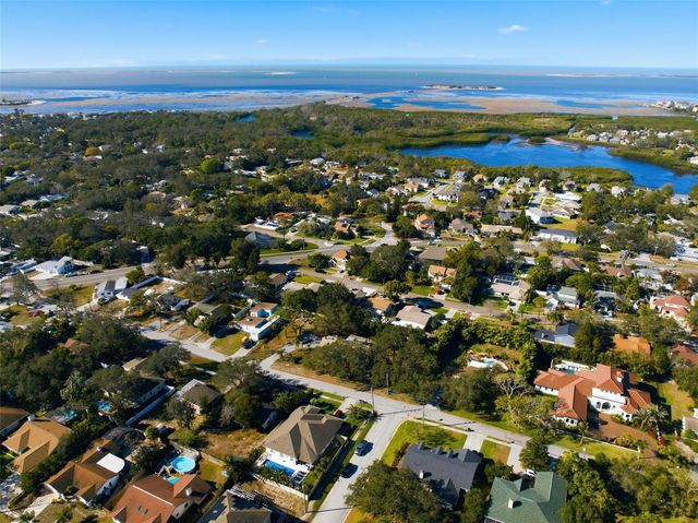 1112 N FLORIDA AVENUE, Tarpon Springs, FL 34689